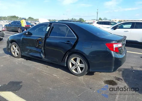 2014 Toyota Camry Se z USA, uszkodzony, nr VIN 4T1BF1FK8EU378097